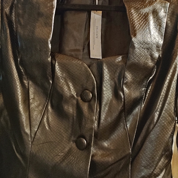 VENUS Black Blazer with Silver Accents - Picture 2 of 11